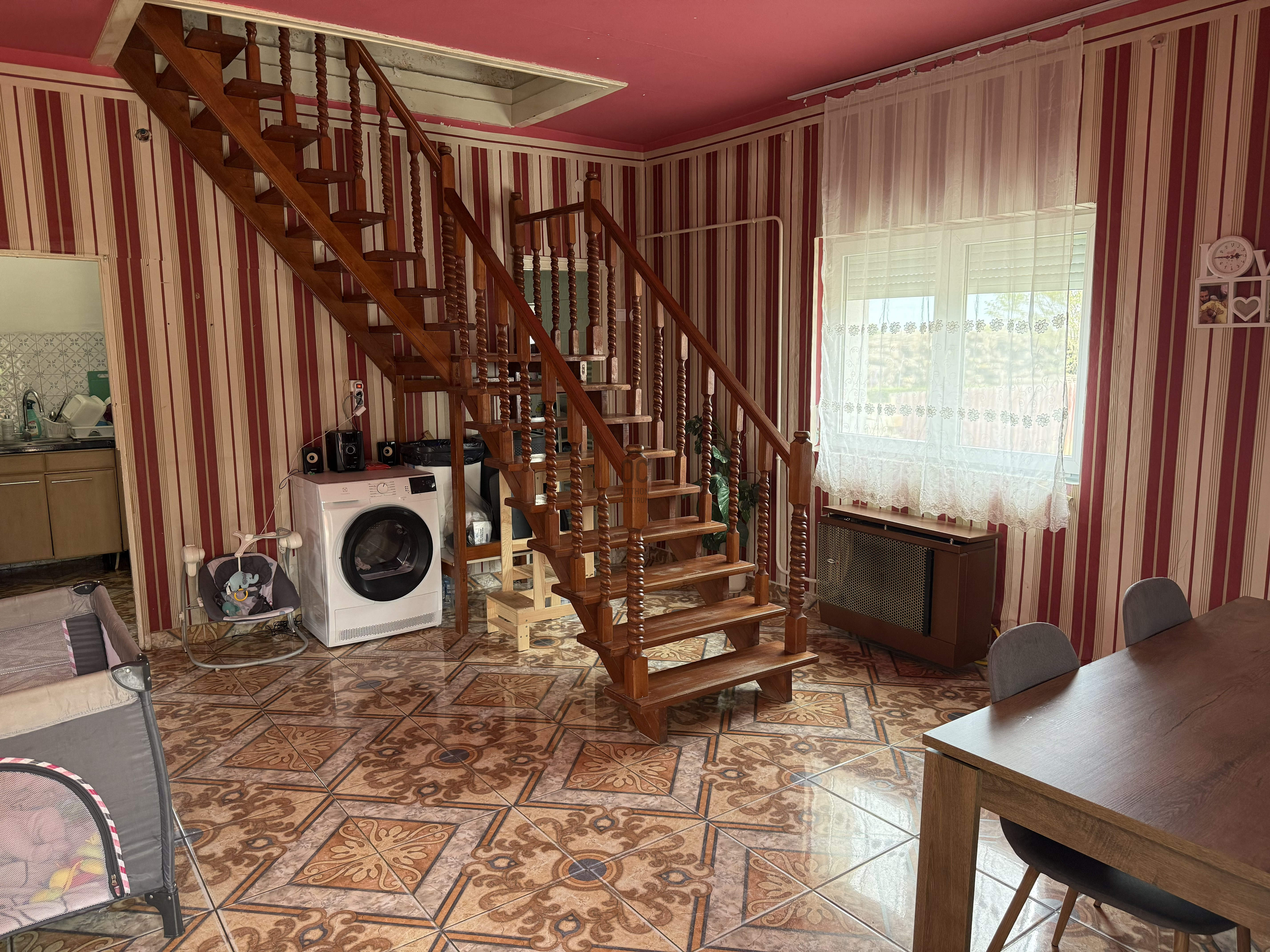 Gallery zoom image