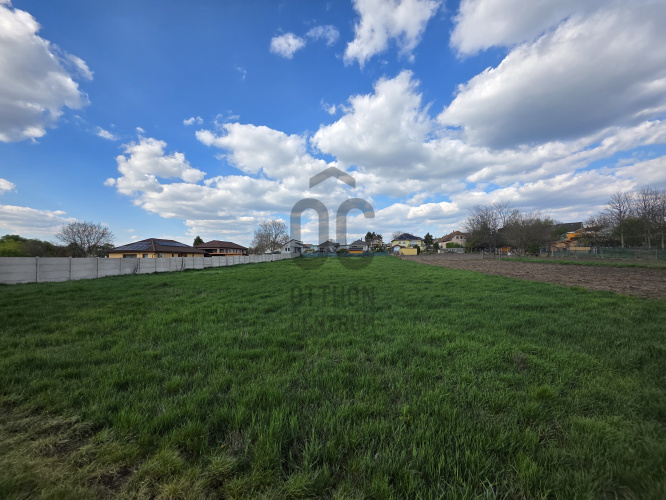 2762m² · Telek · 48.900.000 Ft
