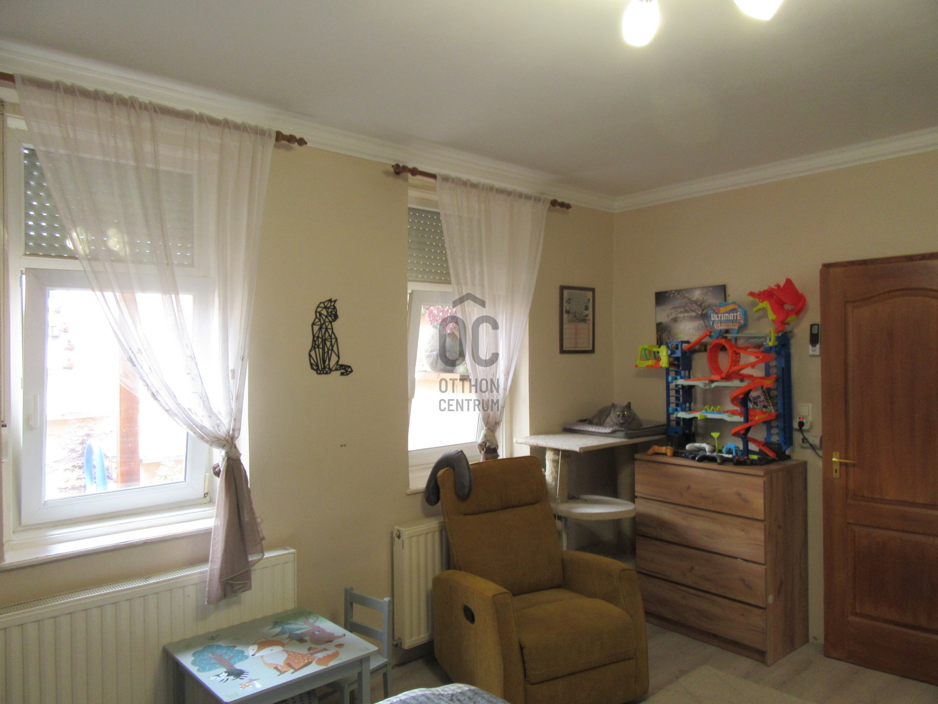 Gallery zoom image
