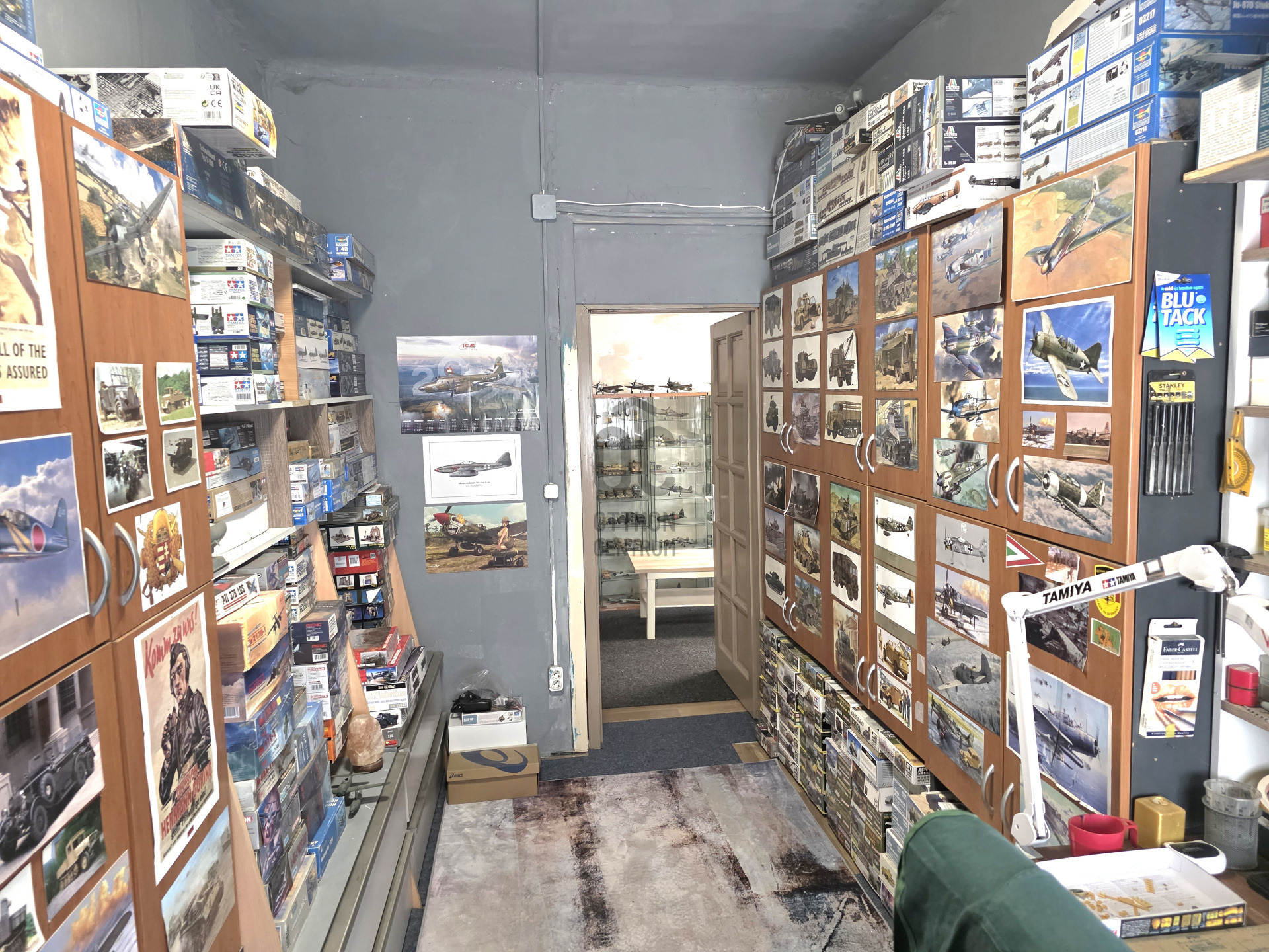 Gallery zoom image