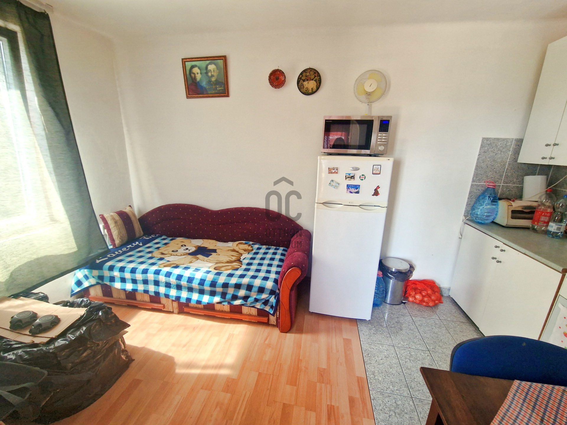 Gallery zoom image