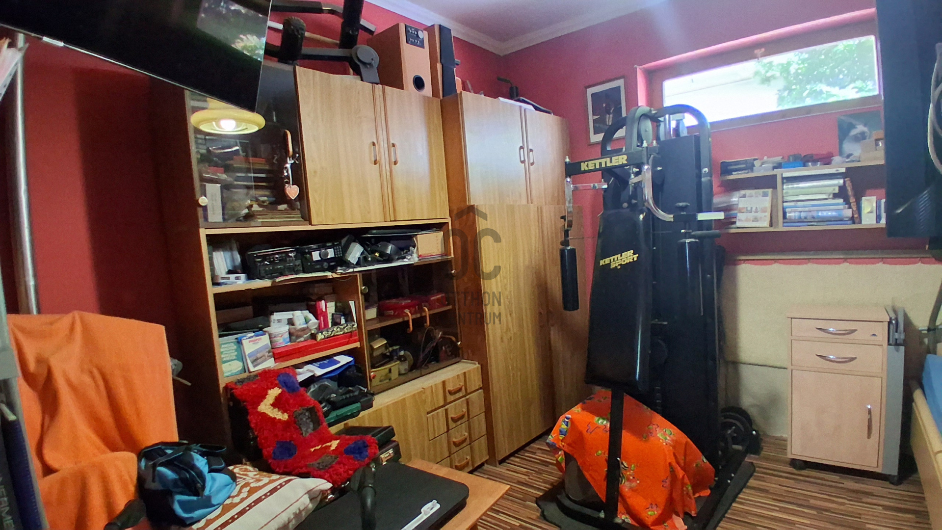 Gallery zoom image