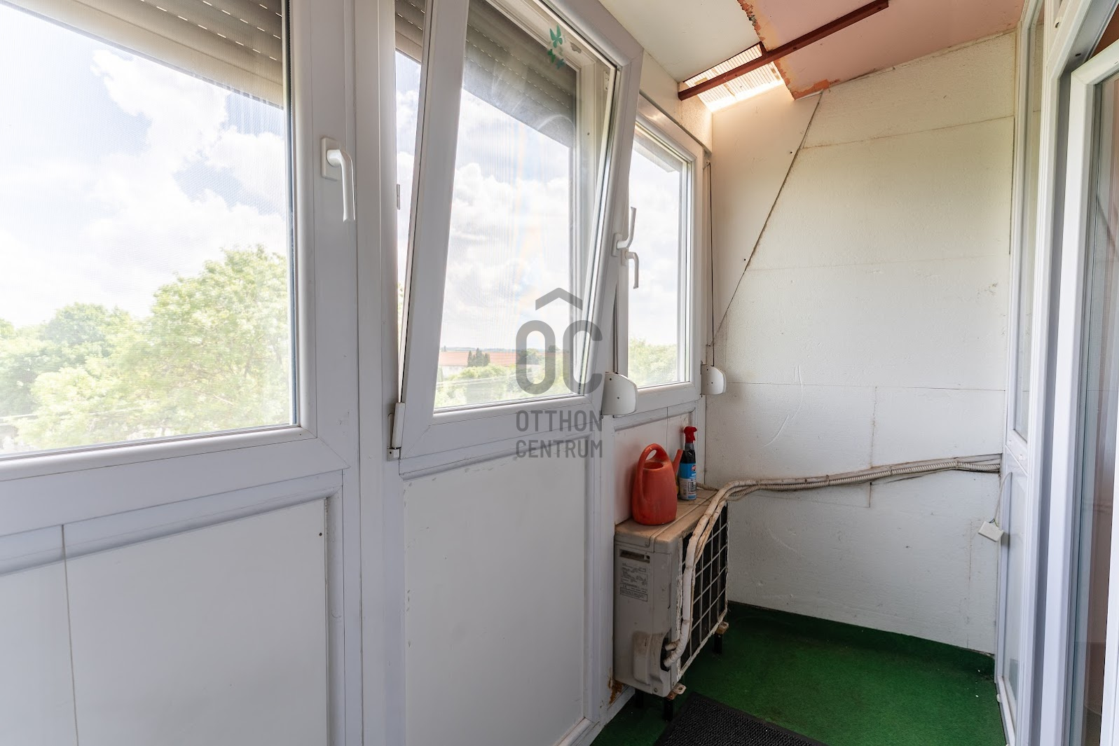 Gallery zoom image