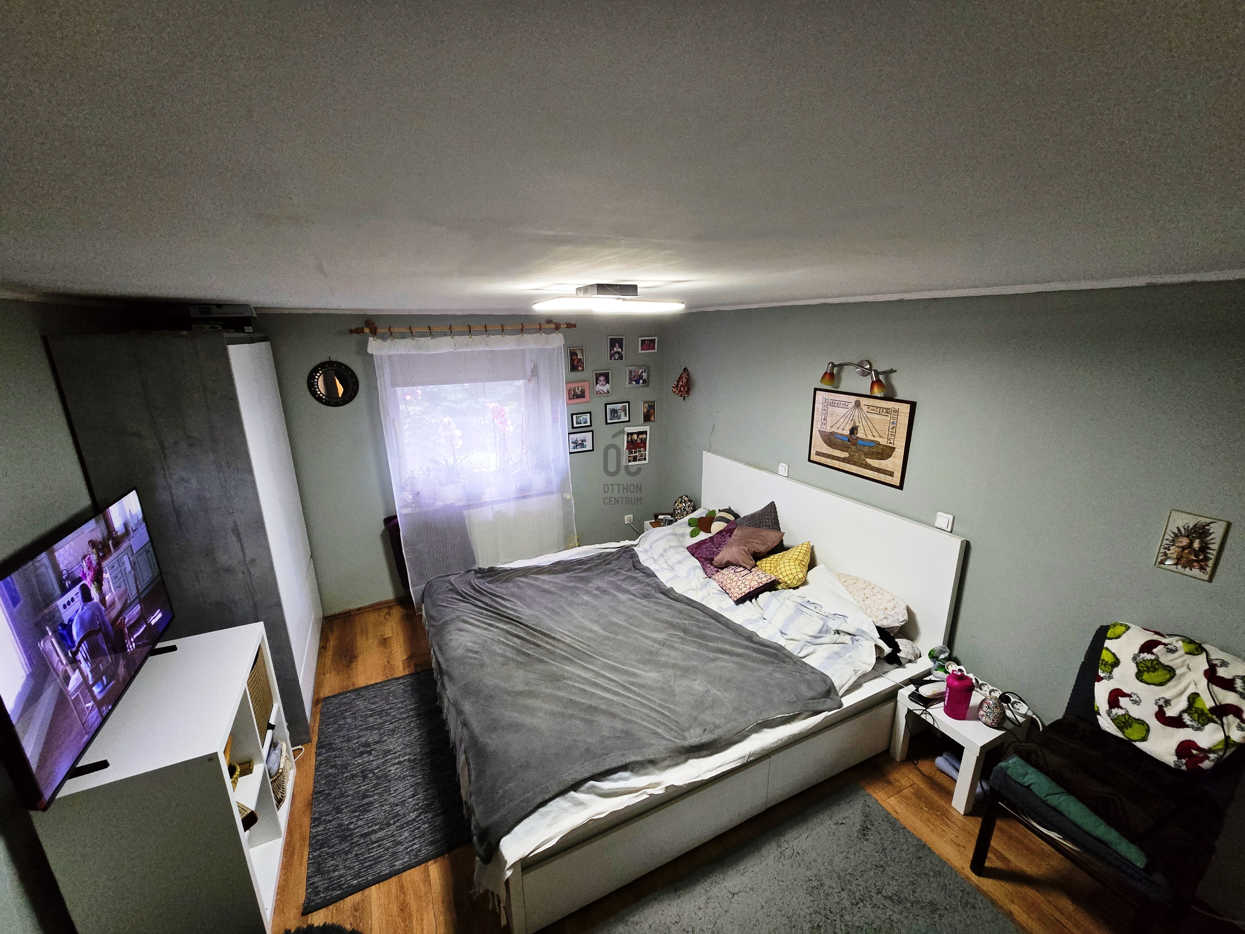 Gallery zoom image