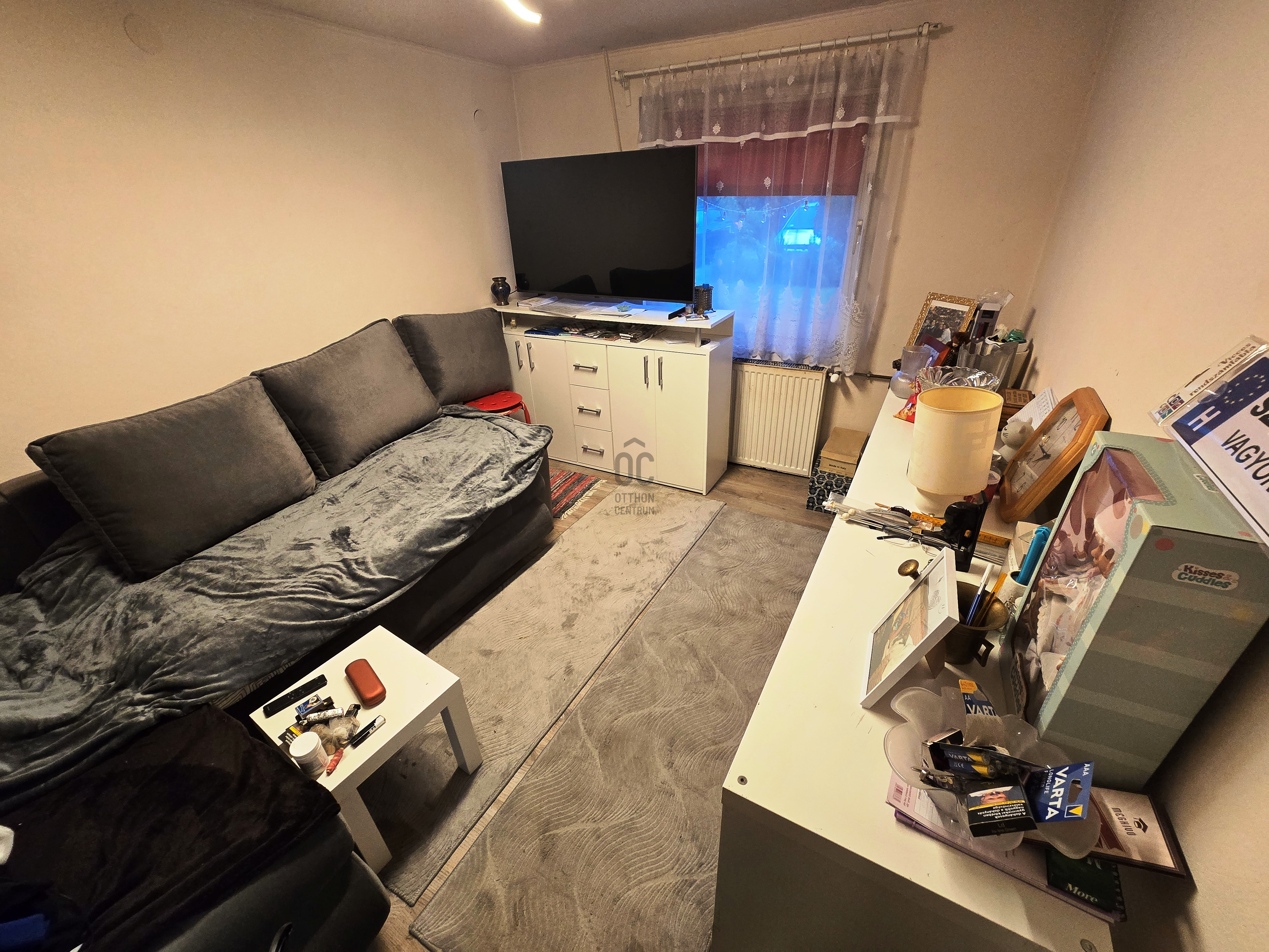 Gallery zoom image