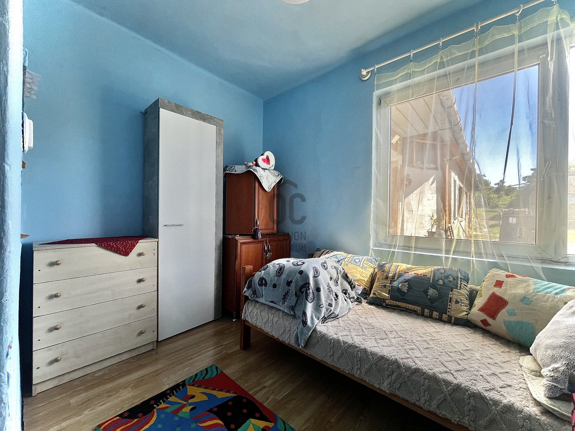 Gallery zoom image