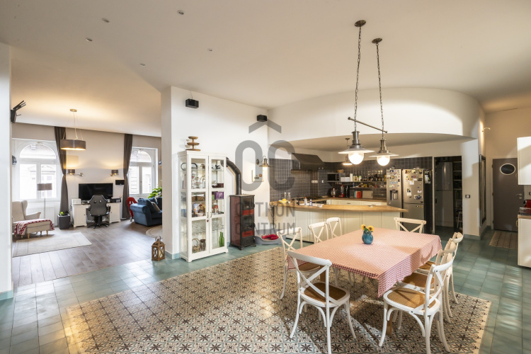 5 bed · 165m² · Lakás · 210.000.000 Ft