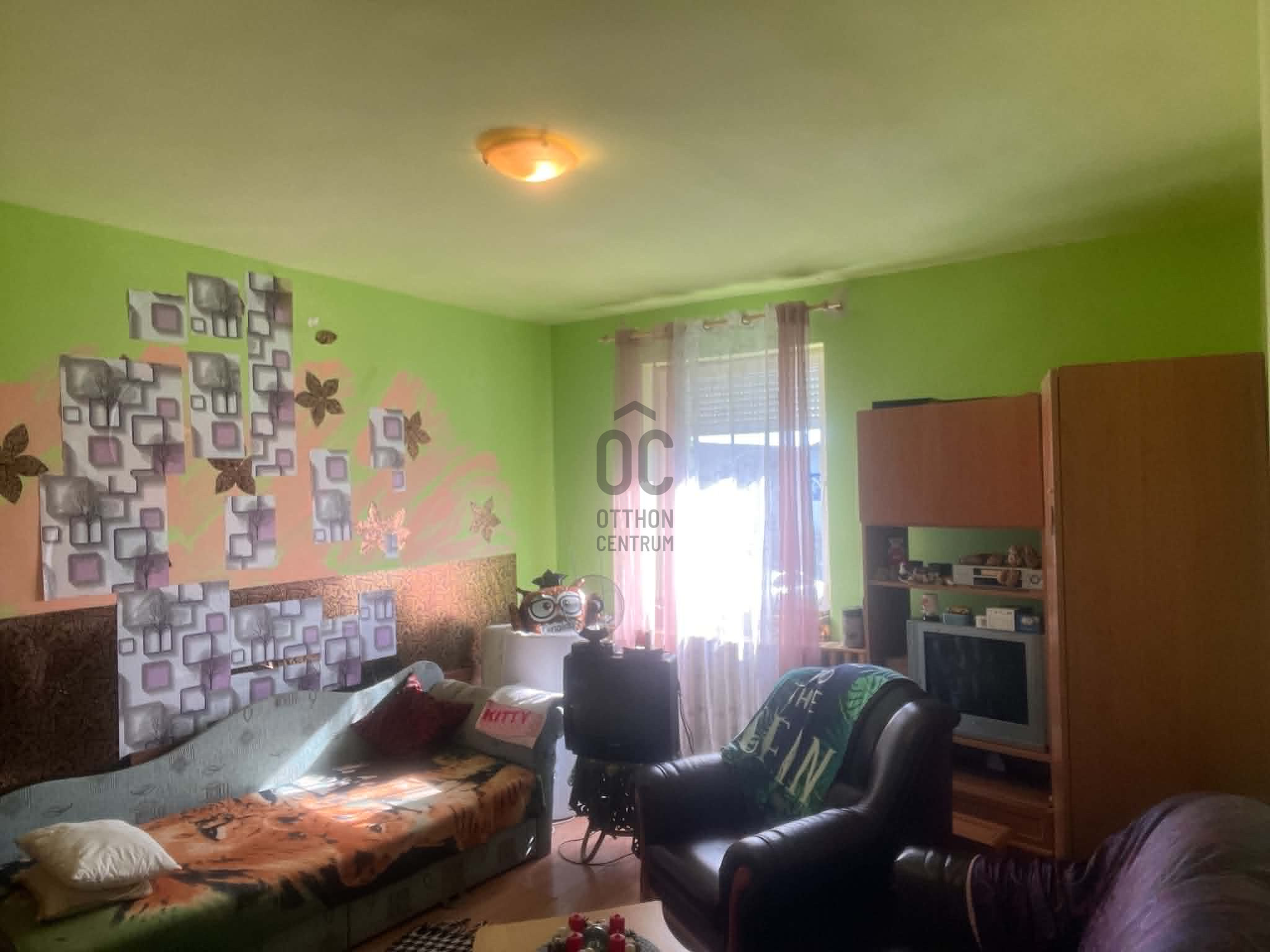 Gallery zoom image