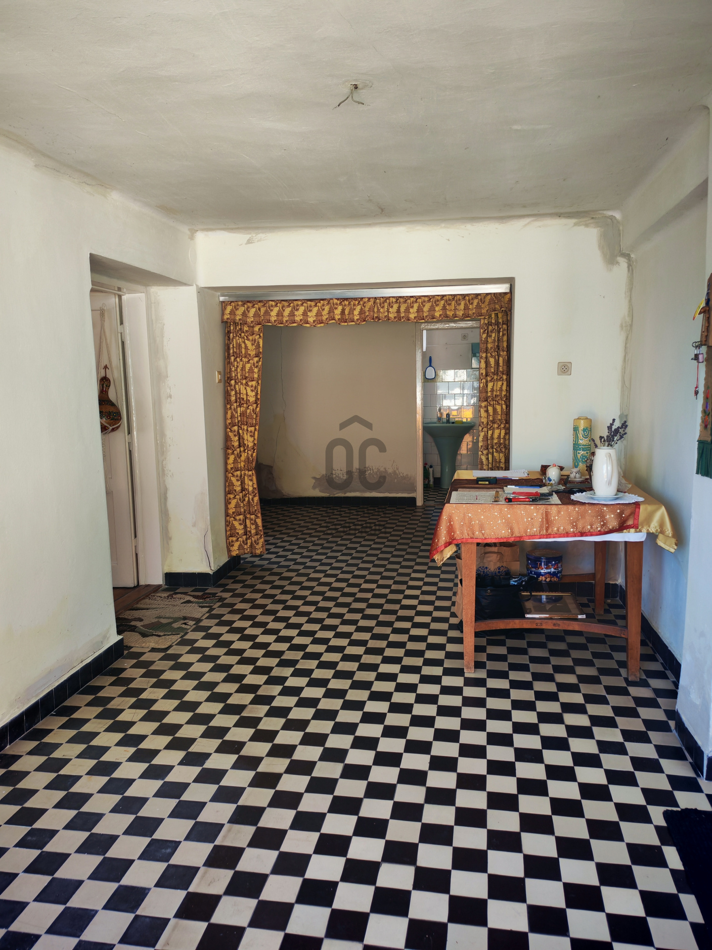 Gallery zoom image