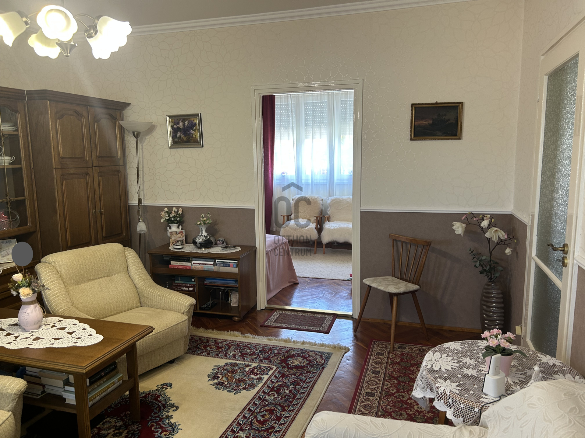 Gallery zoom image
