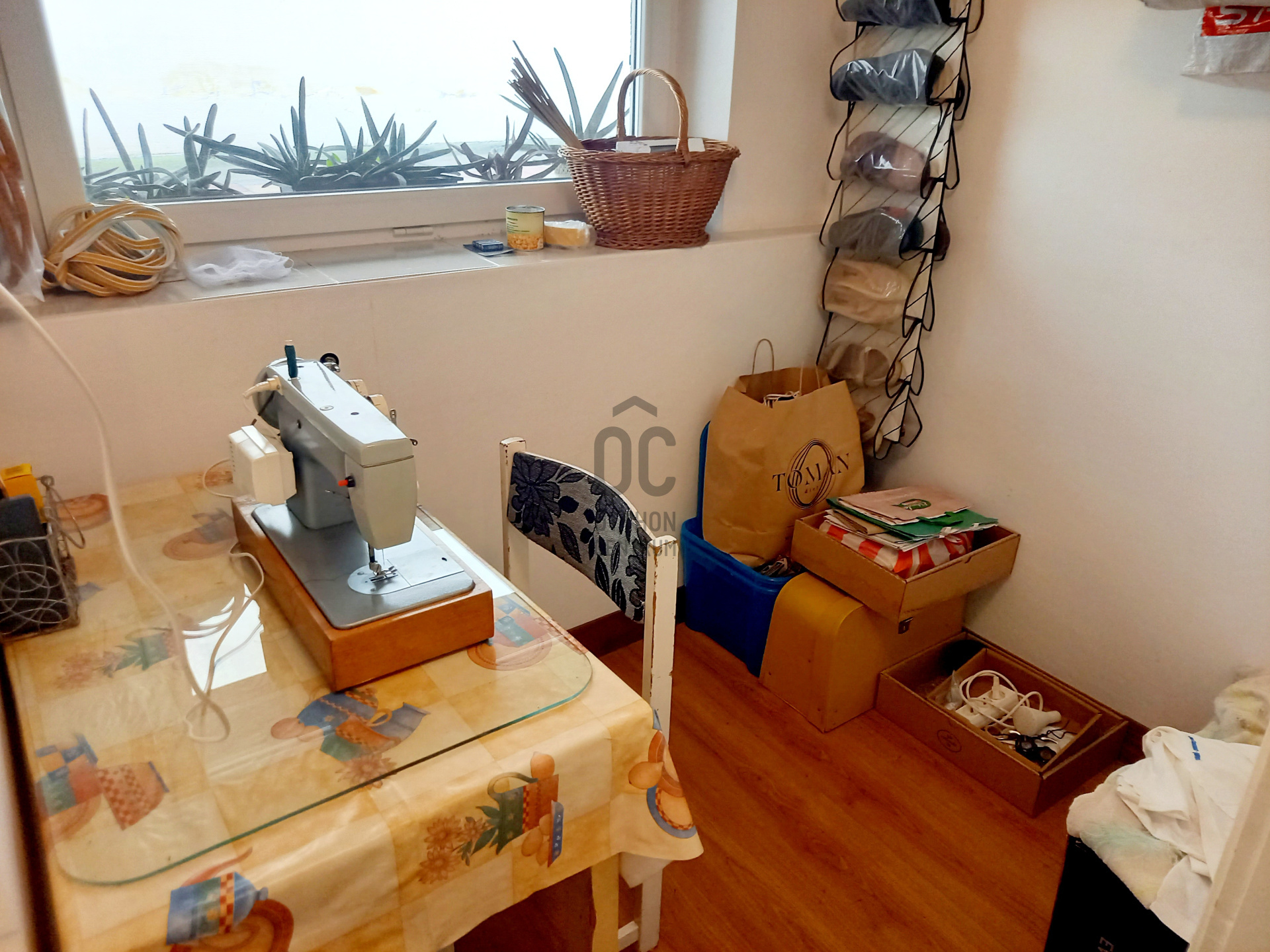 Gallery zoom image