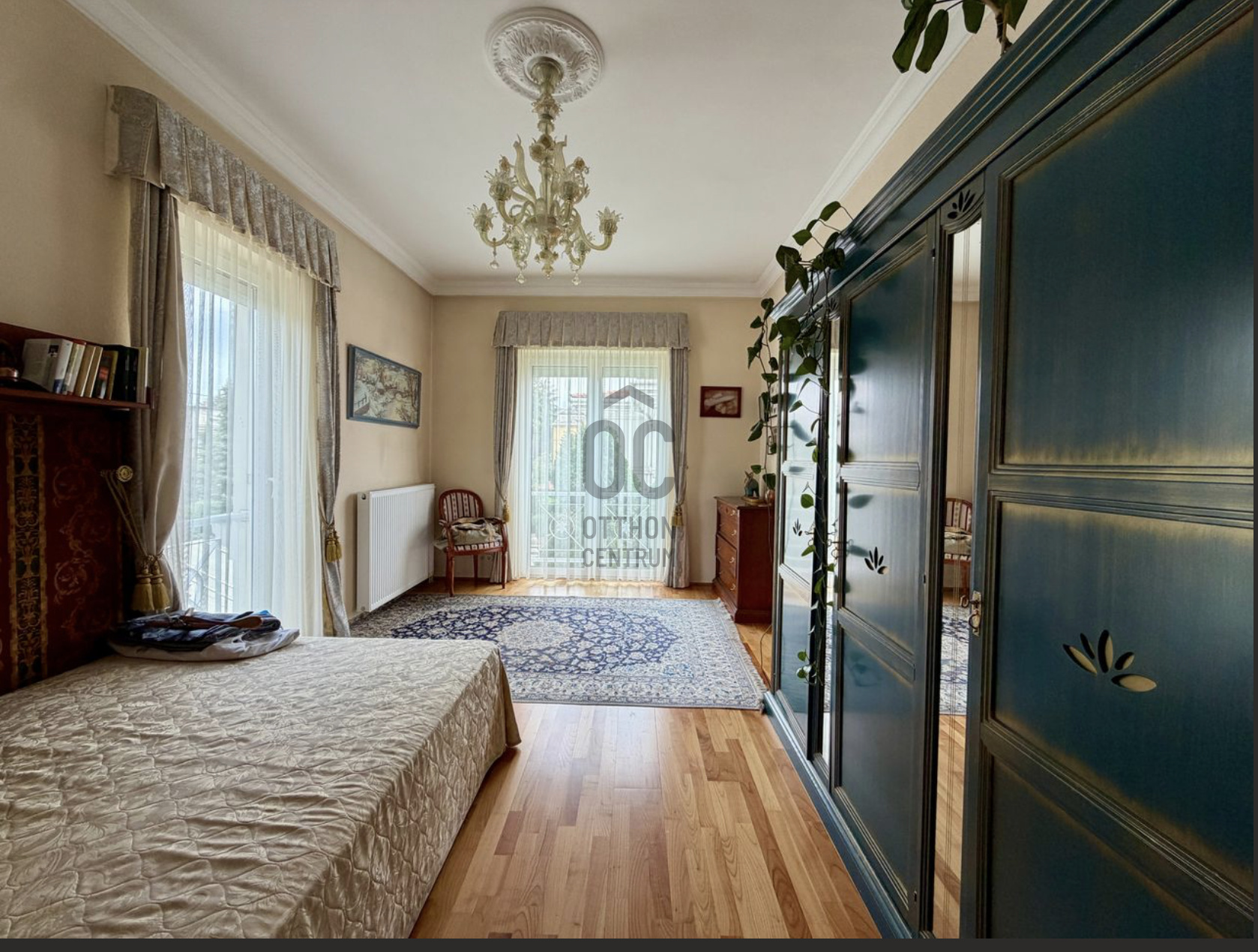 Gallery zoom image