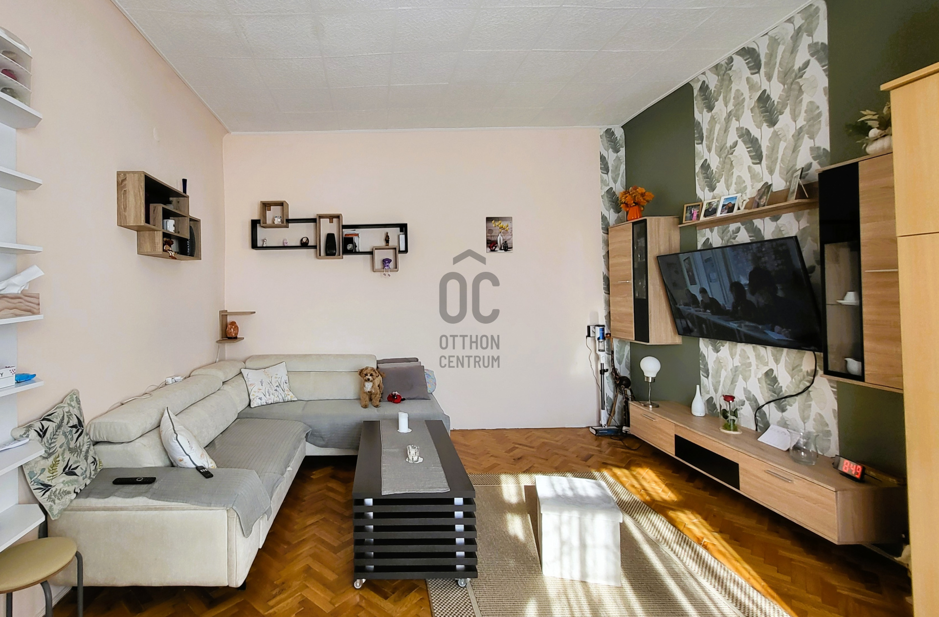 Gallery zoom image