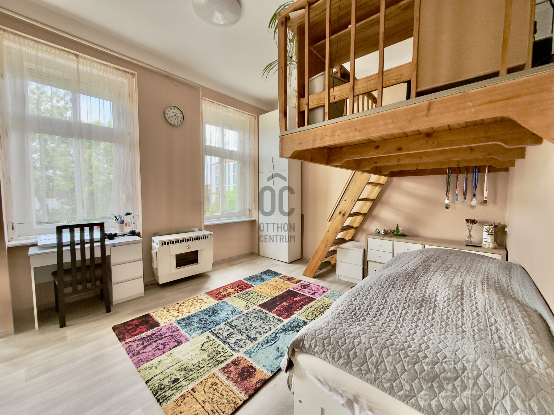 Gallery zoom image