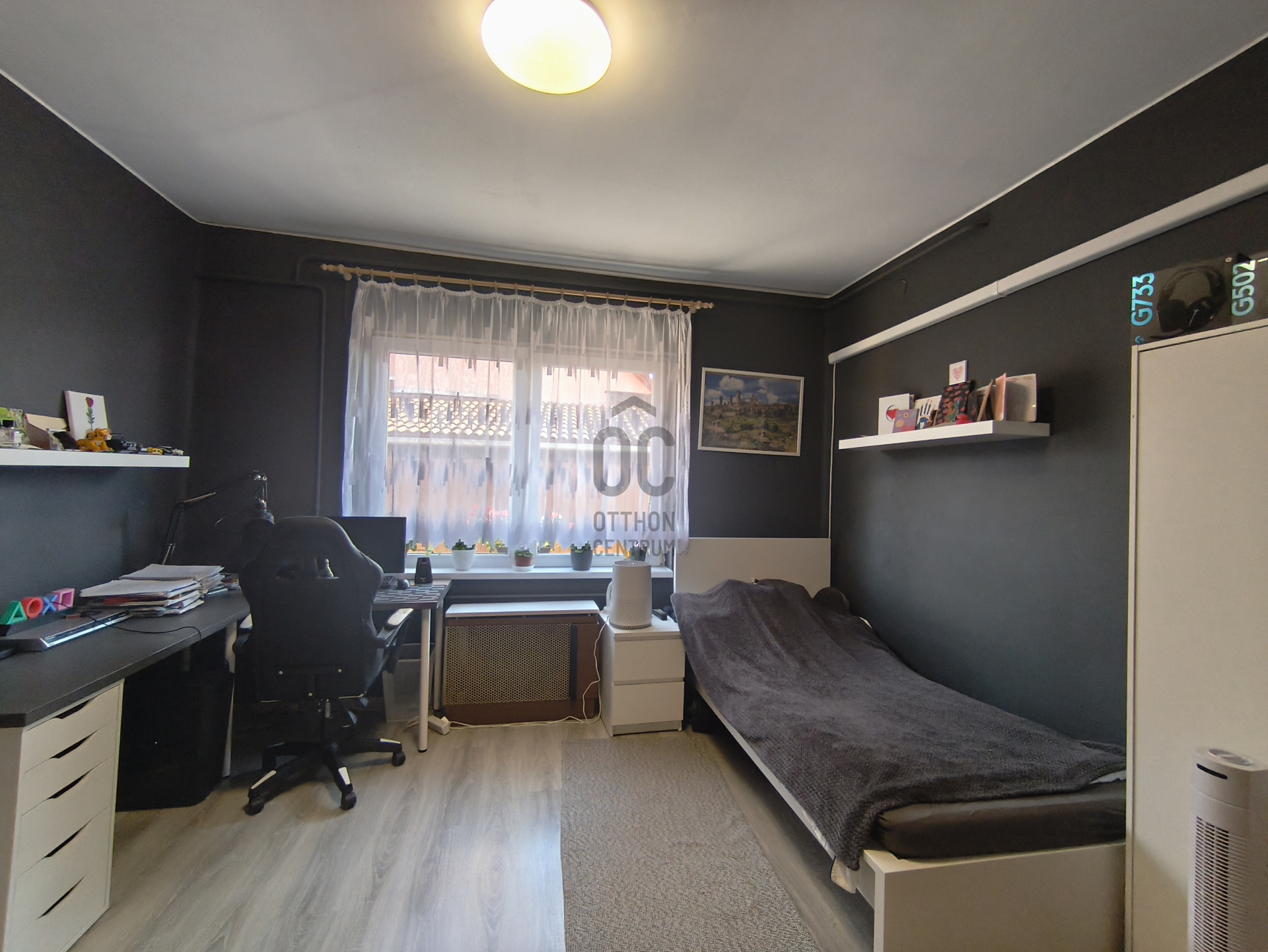 Gallery zoom image