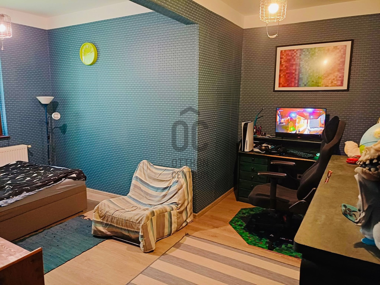 Gallery zoom image