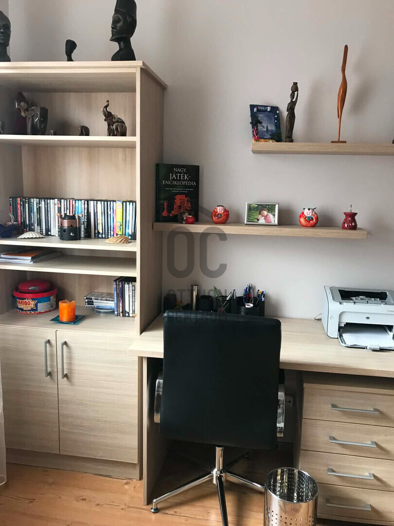 Gallery zoom image