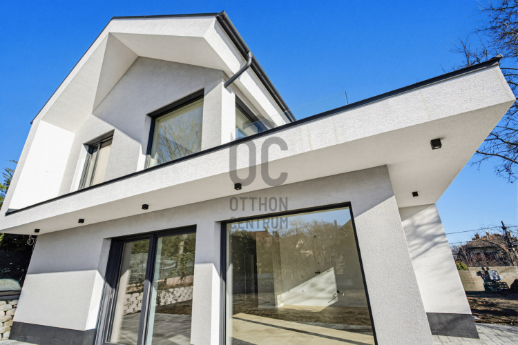 5 bed · 200m² · Ház · 297.999.999 Ft