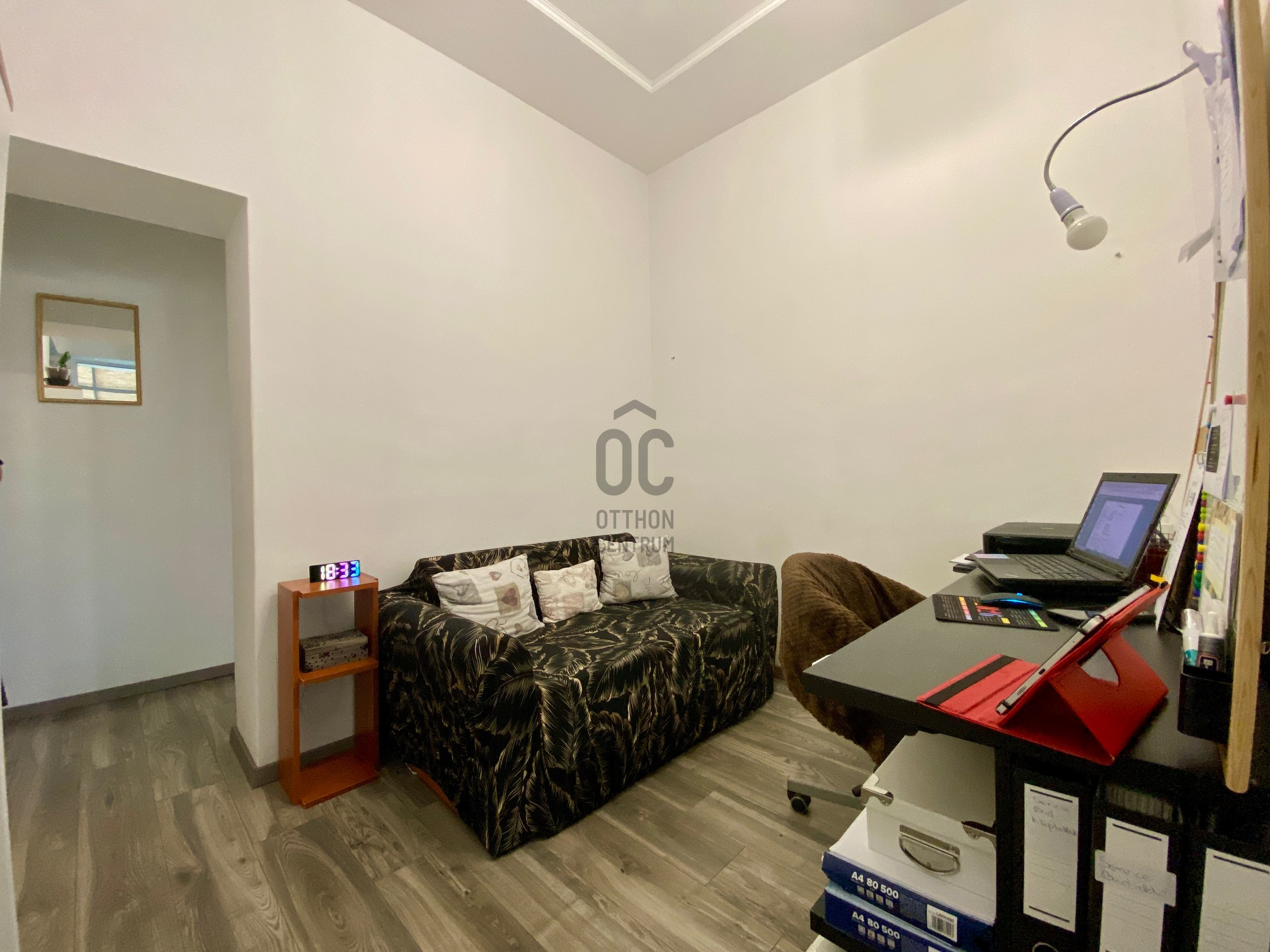 Gallery zoom image