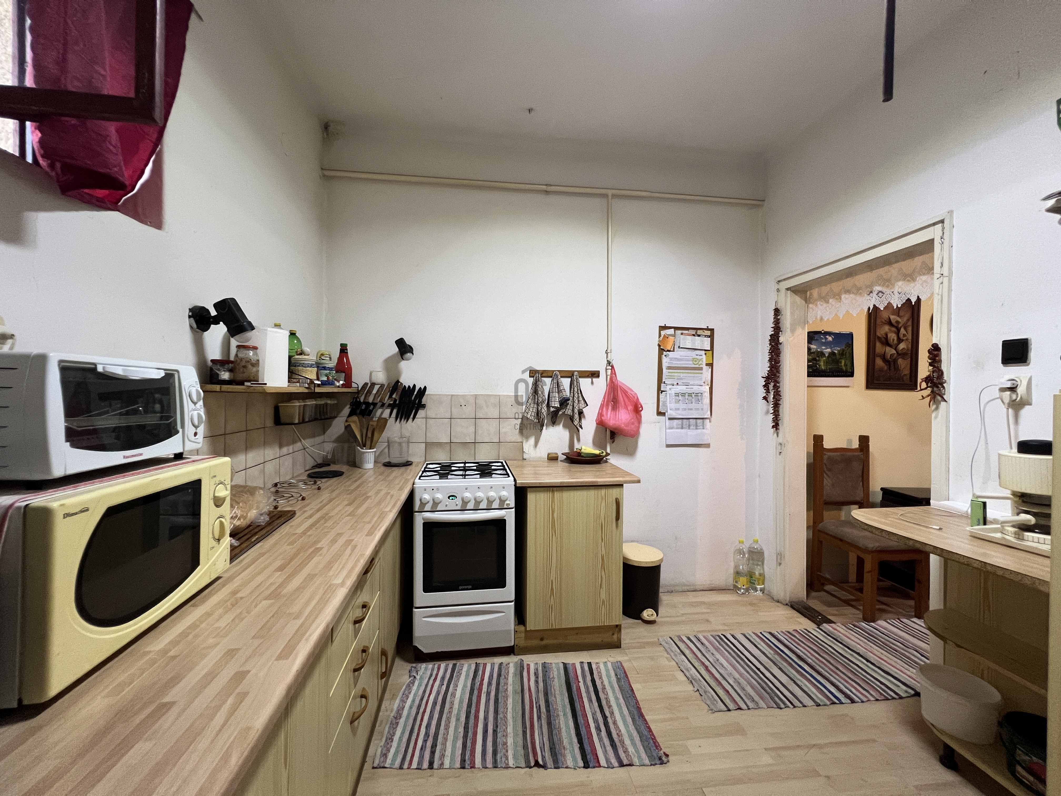 Gallery zoom image