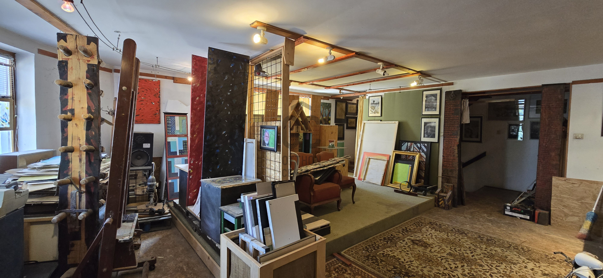 Gallery zoom image