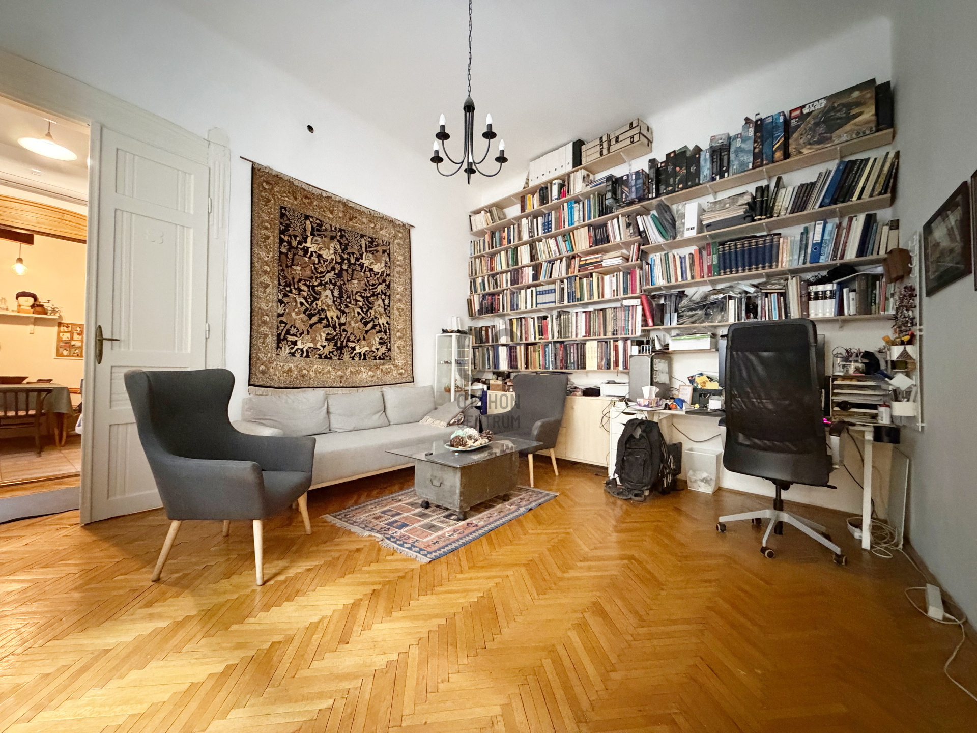 Gallery zoom image