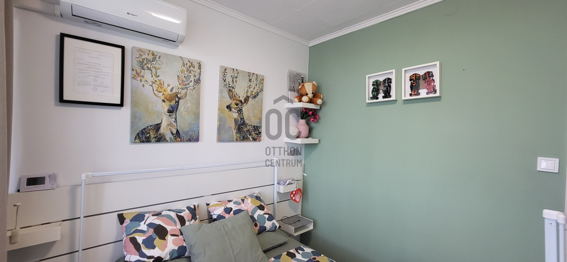 Gallery zoom image