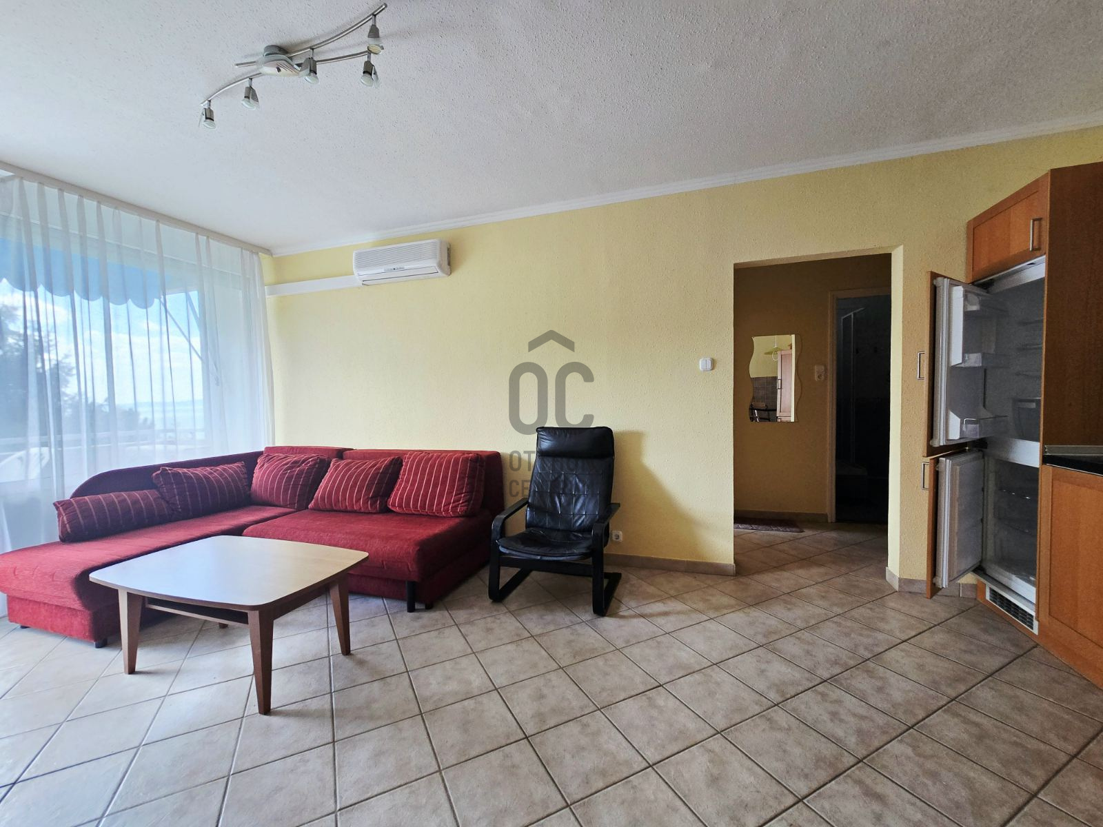 Gallery zoom image