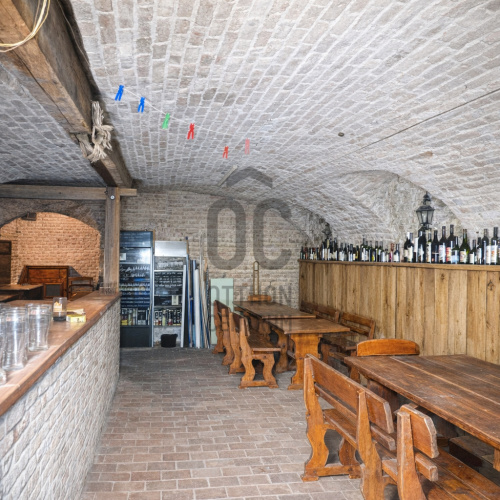 165m² · Üzlethelyiség · 99.990.000 Ft