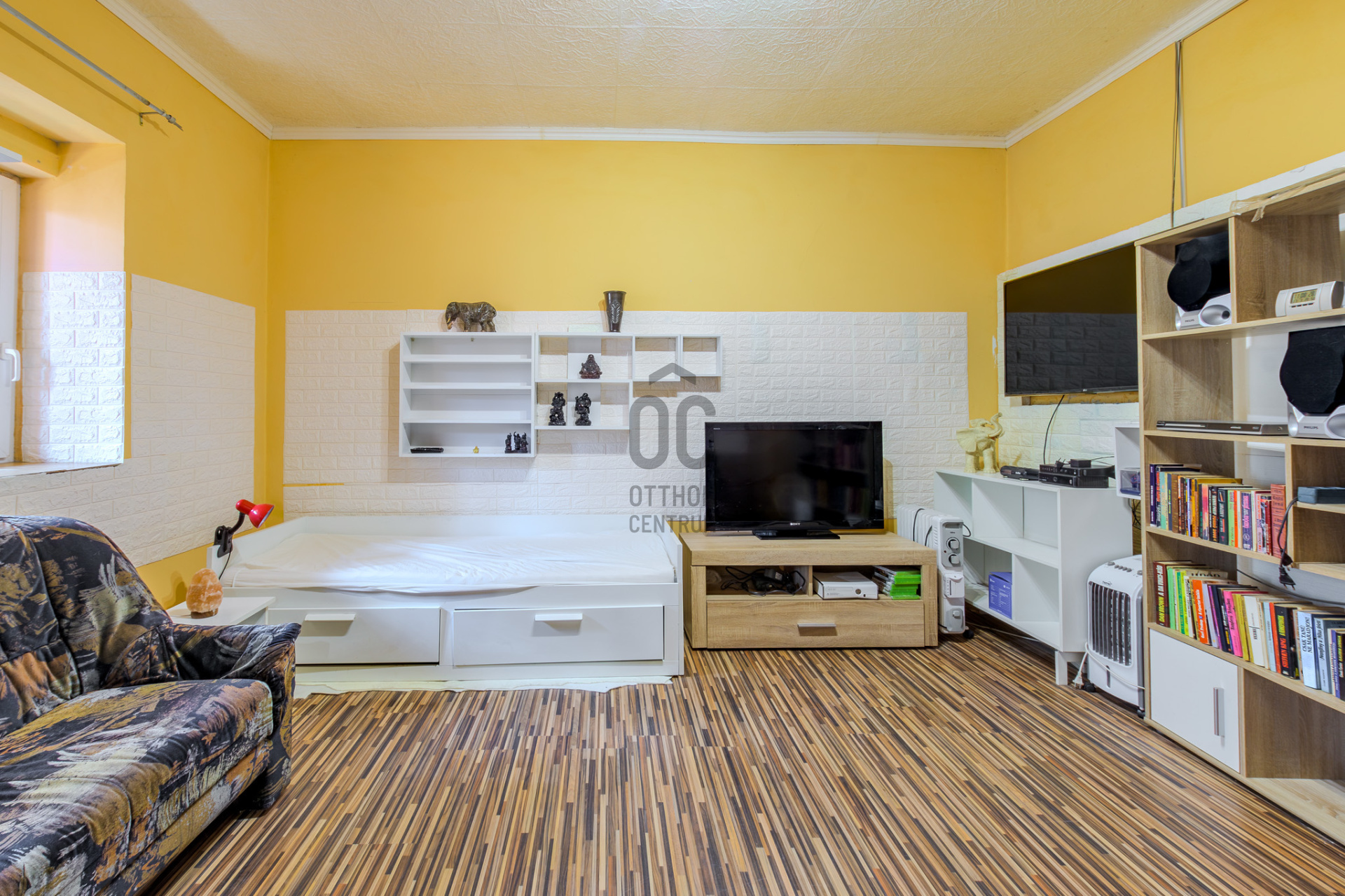 Gallery zoom image