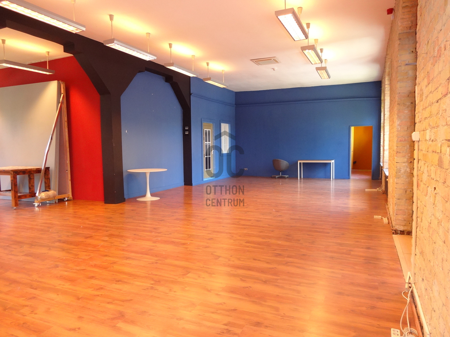 Gallery zoom image