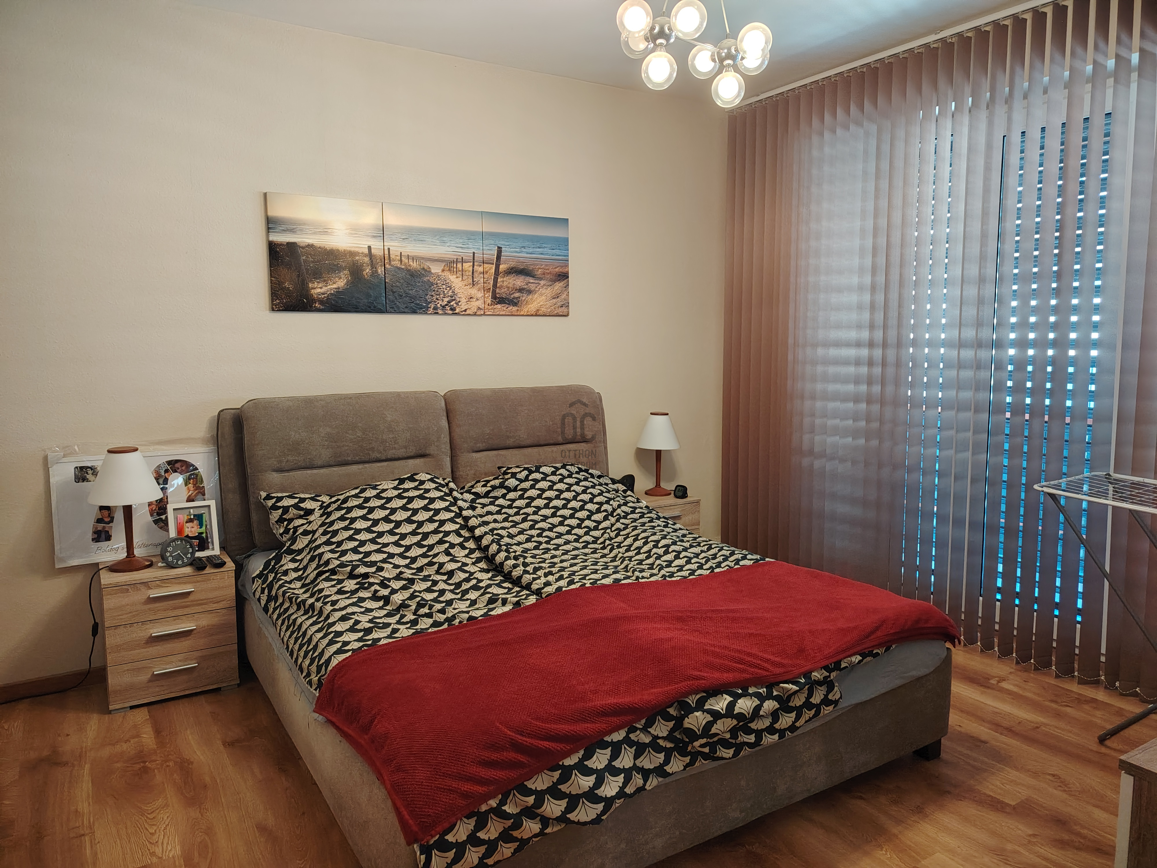 Gallery zoom image