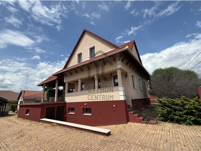 6 bed · 188m² · Családi ház · 198.500.000 Ft
