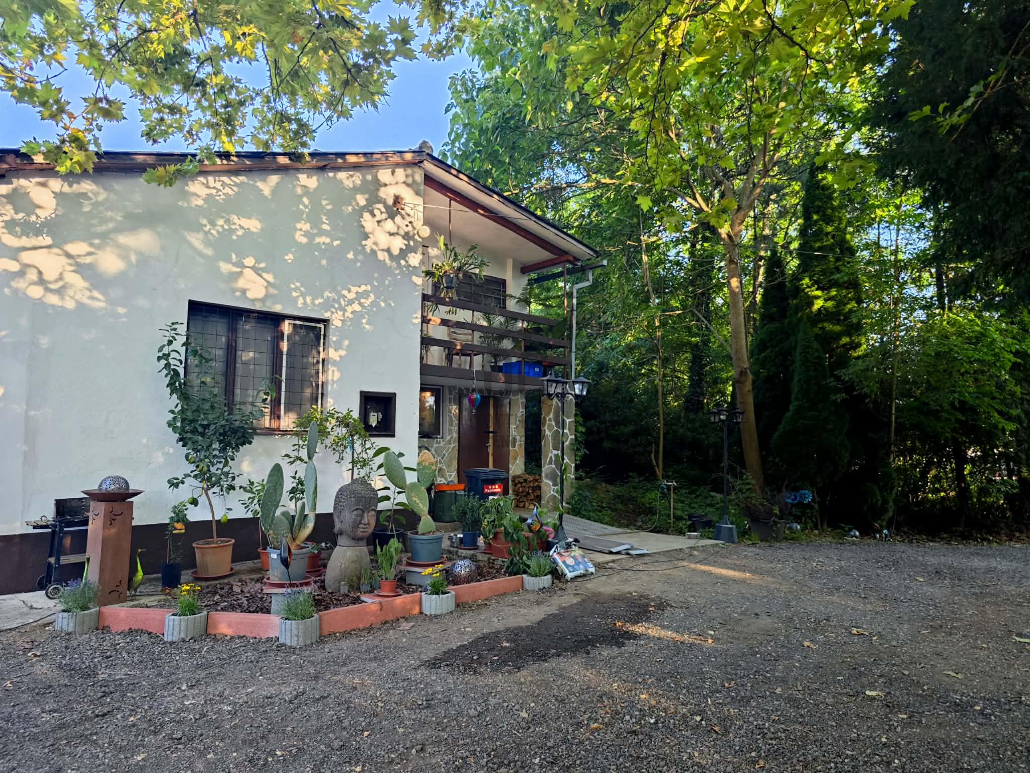 Gallery zoom image