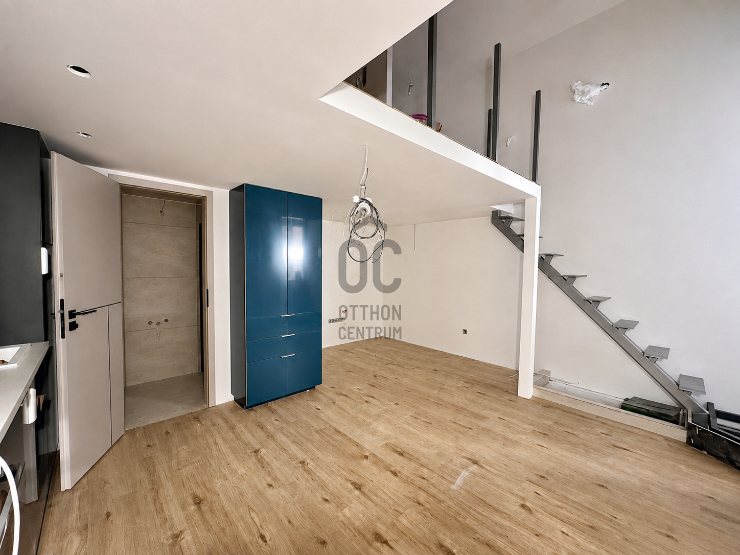 Gallery zoom image