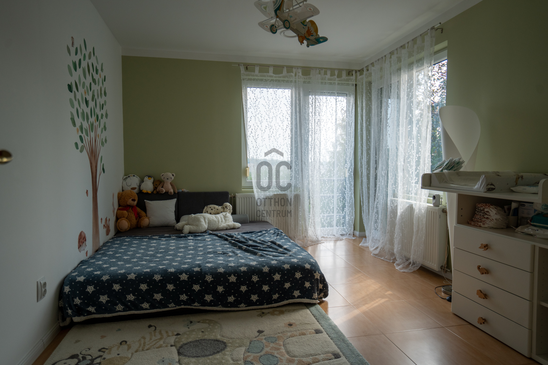 Gallery zoom image