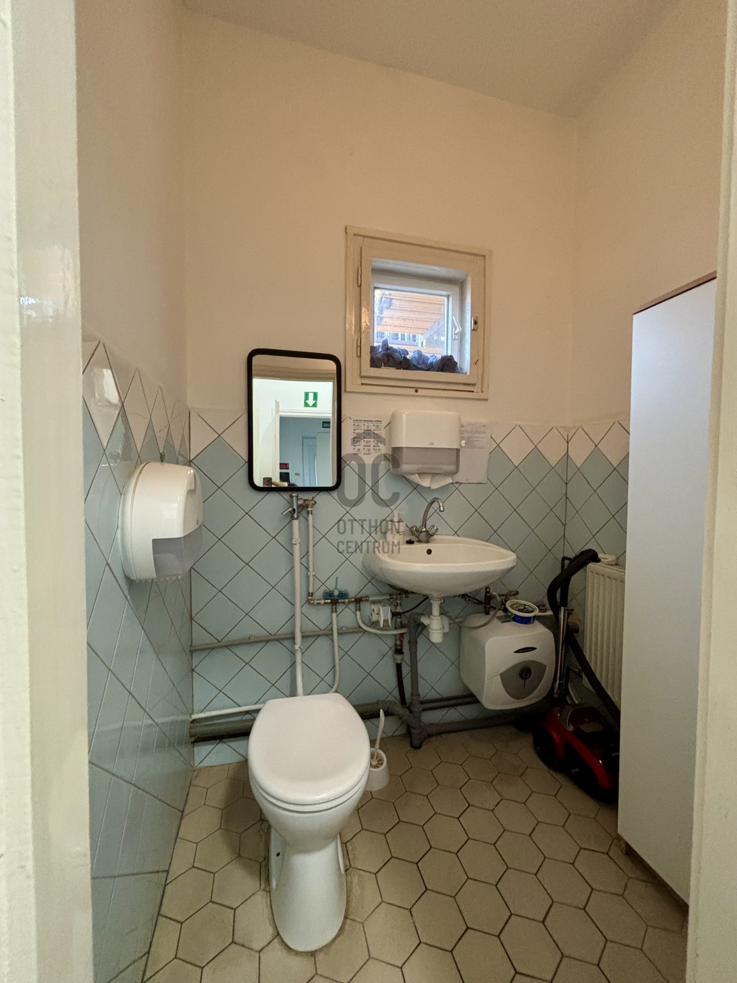 Gallery zoom image
