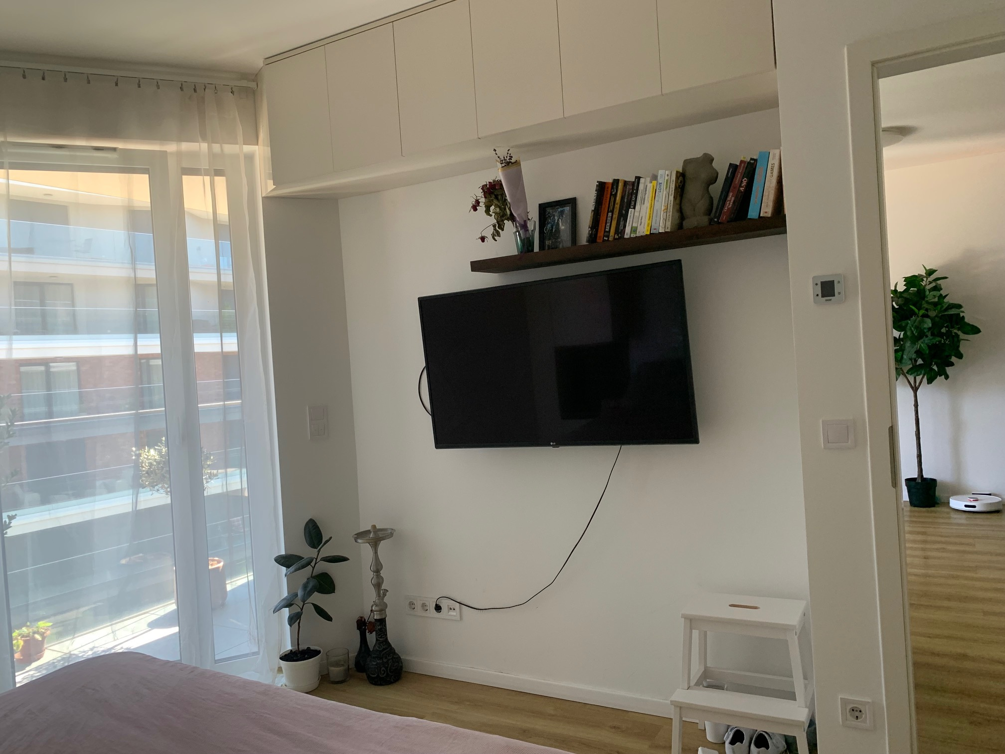 Gallery zoom image