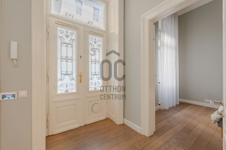 Apartament me 3 dhoma, 95 m²