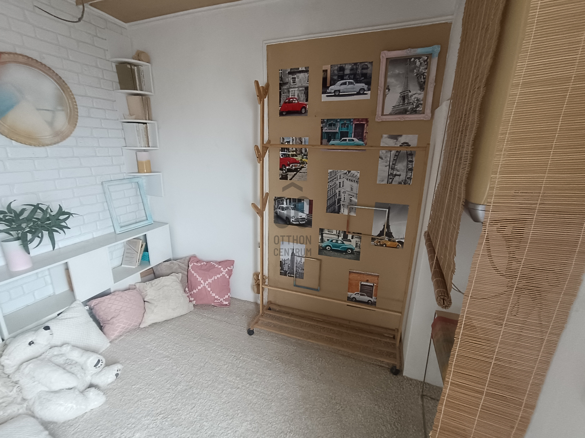 Gallery zoom image