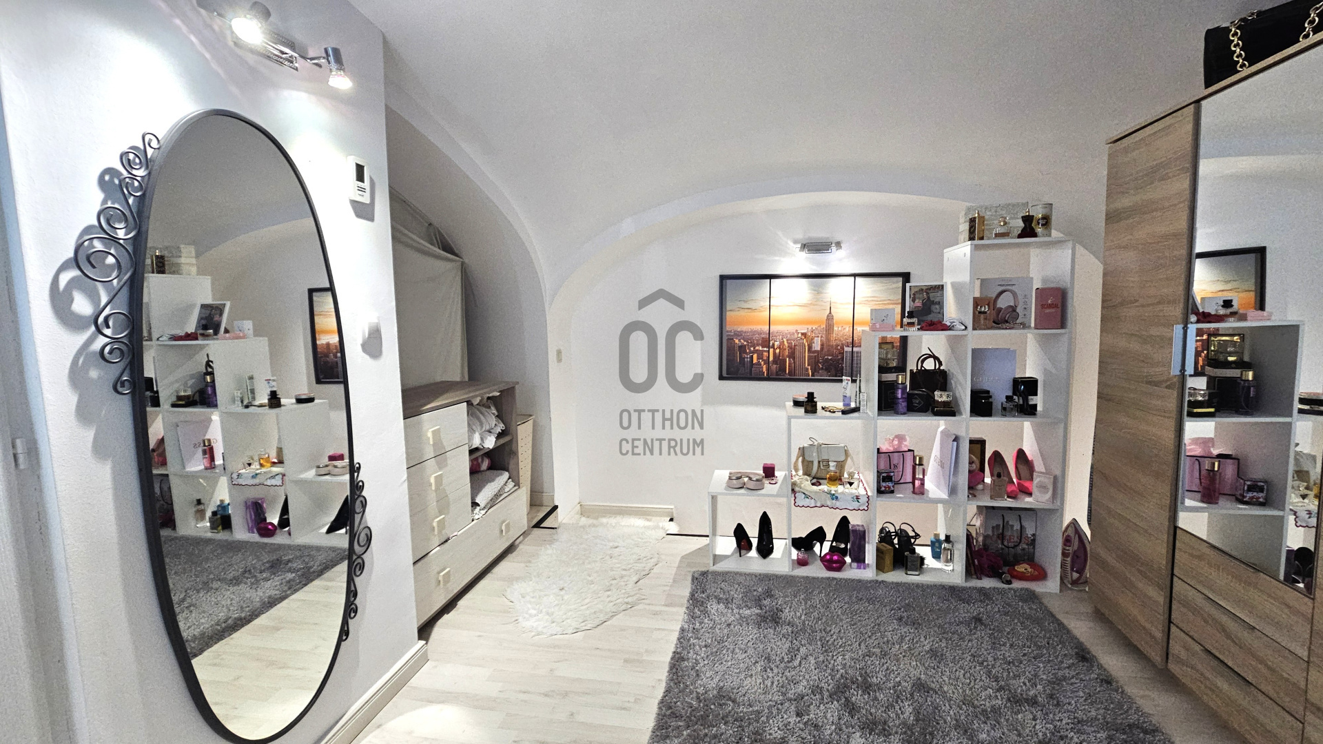 Gallery zoom image