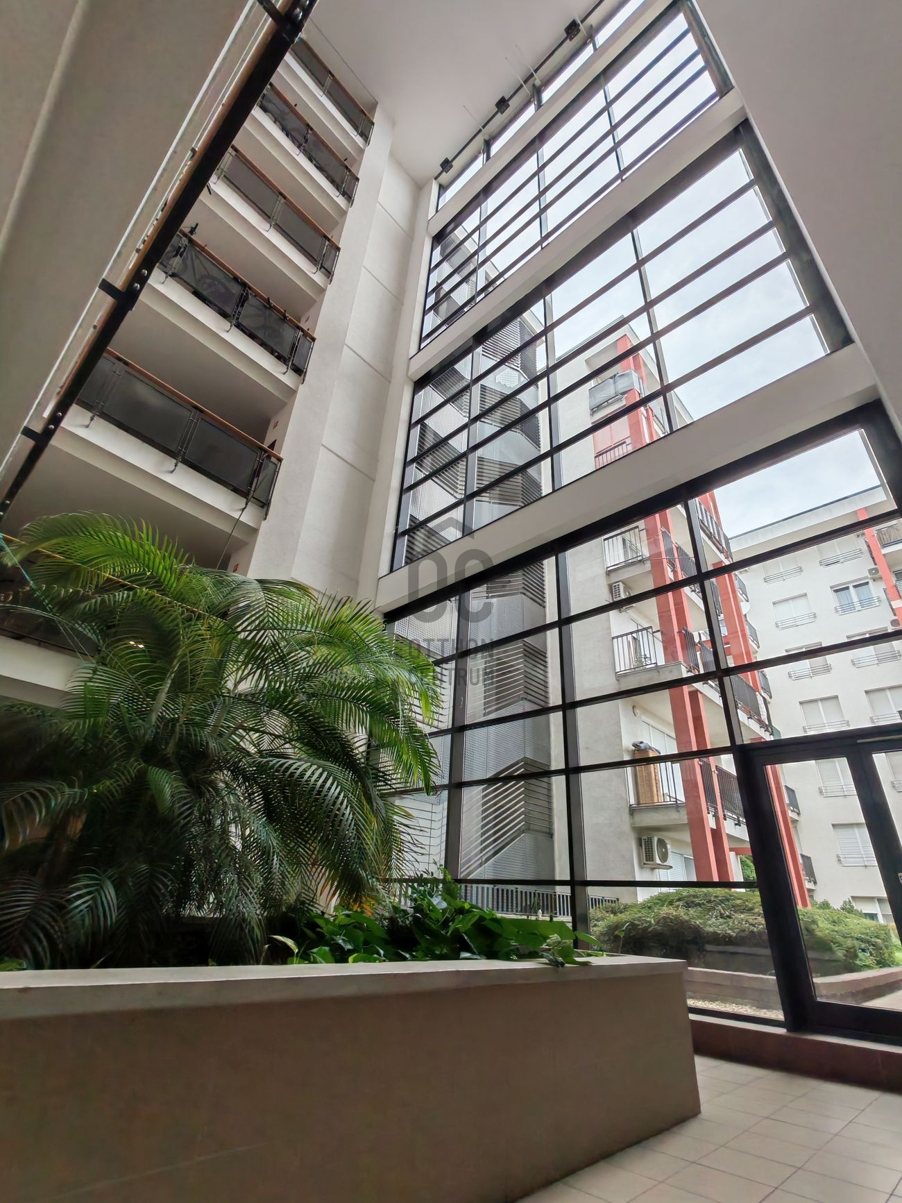 Gallery zoom image