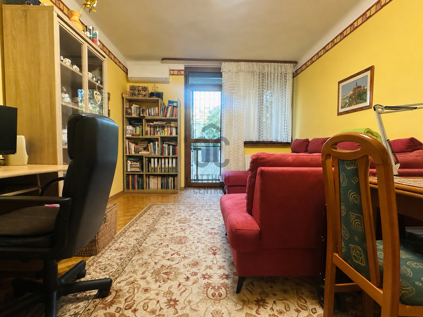 Gallery zoom image