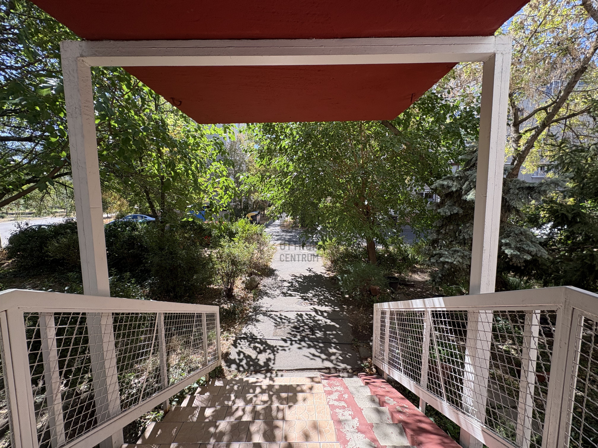 Gallery zoom image