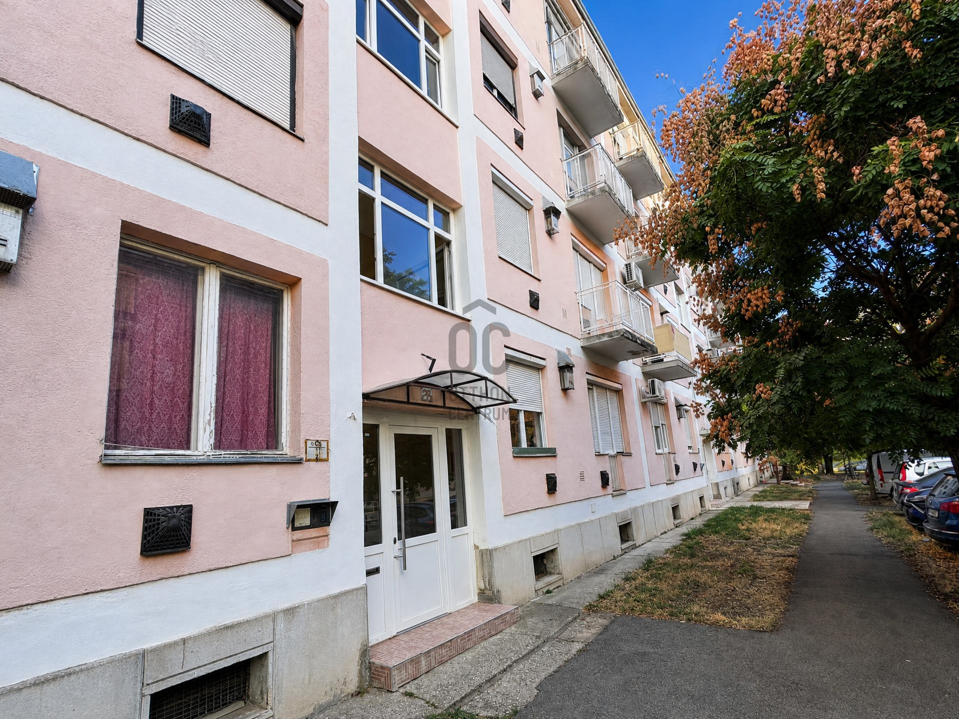Gallery zoom image