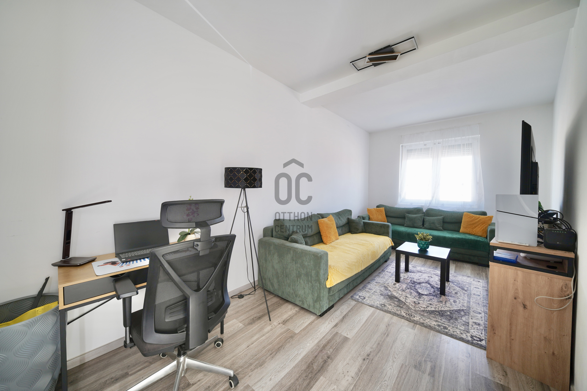 Gallery zoom image