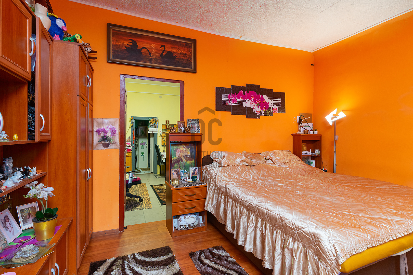 Gallery zoom image