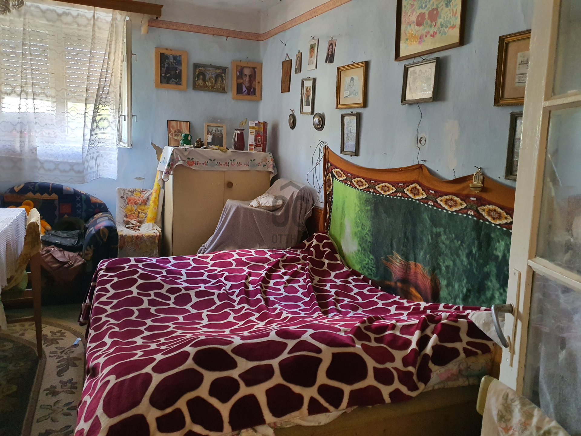 Gallery zoom image