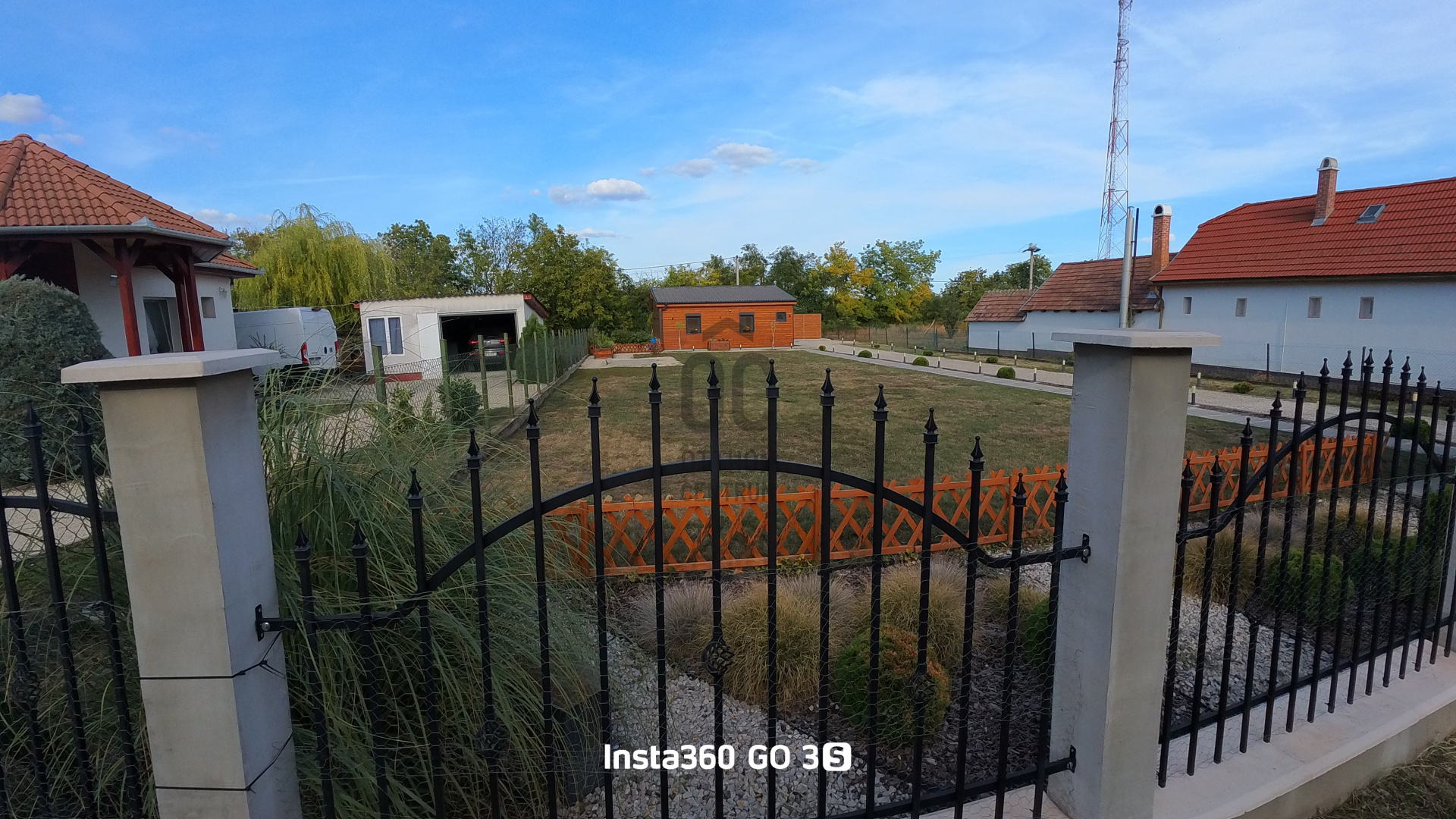 Gallery zoom image