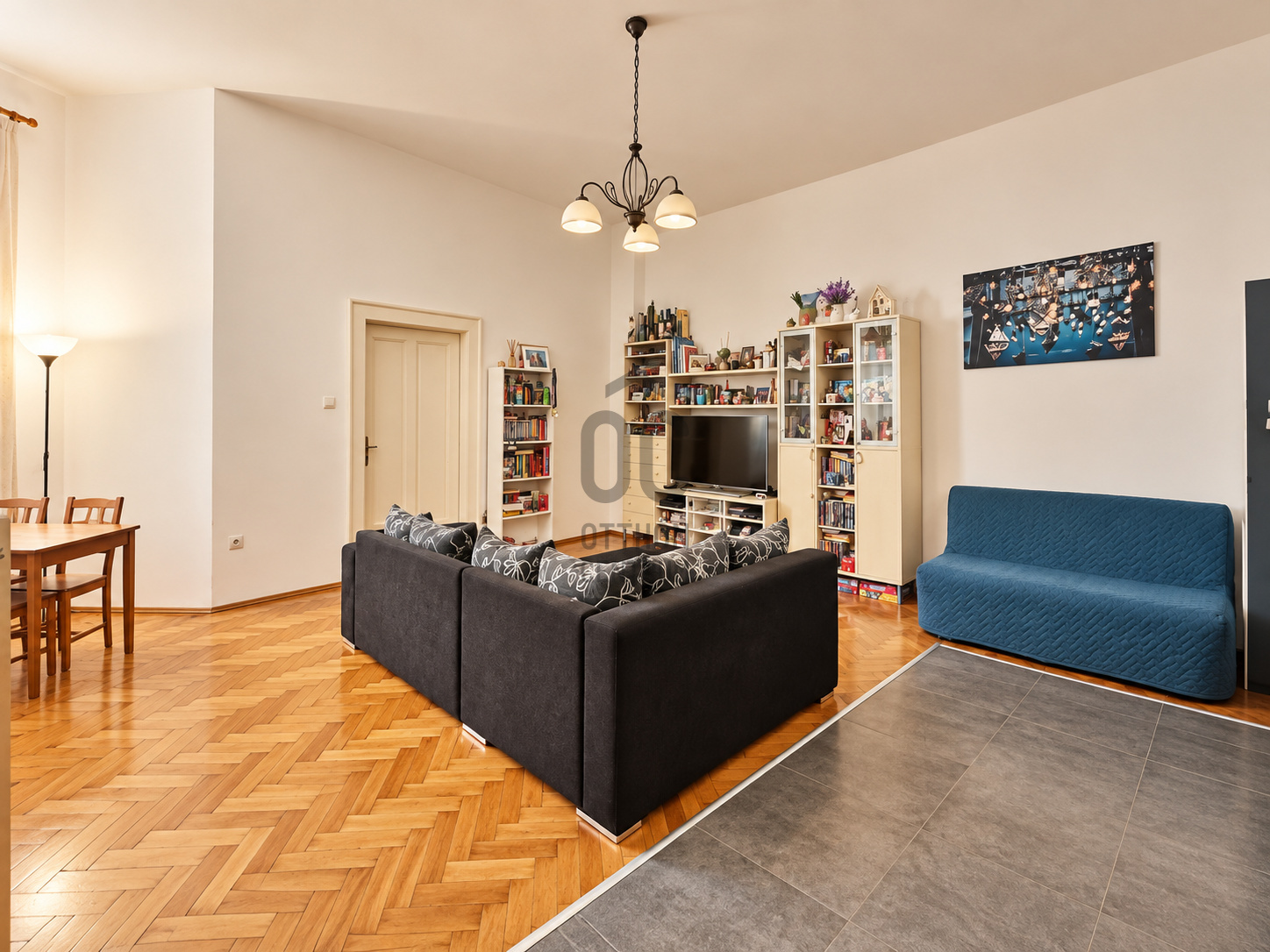 Gallery zoom image